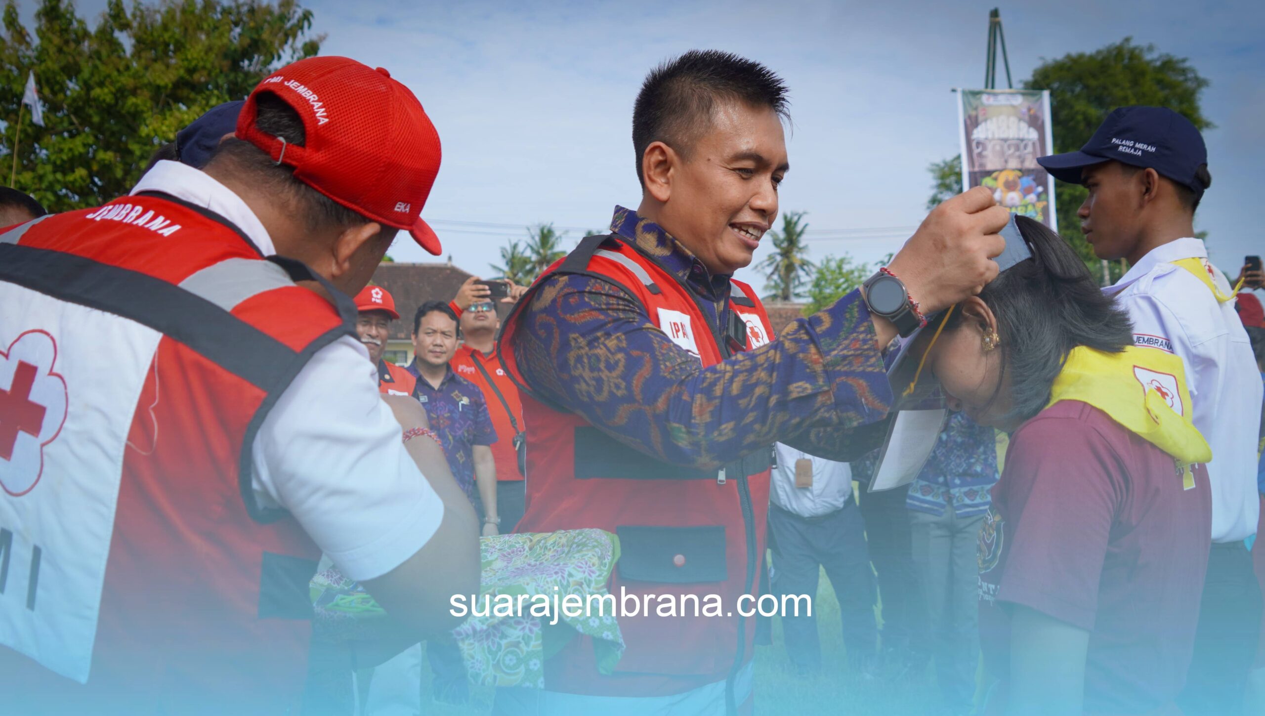 Patriana Krisna Buka Jumbara Ke-XV PMI Yang Diikuti Kurang Lebih 800 Peserta Pelajar