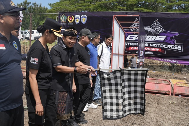 Grasstrack dan Motocross Championship 2025 Digelar Sirkuit Perancak