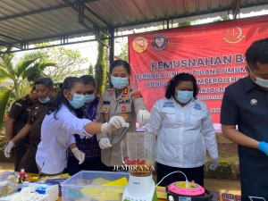 Kapolres Komitmen Penegakan Hukum, Hadiri Pemusnahan 48 Barang Bukti Perkara di Kejari