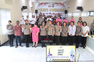 Personil Polwan, Bhayangkari, dan Masyarakat Umum Ikuti Sosialiasi Bertajuk Rise And Speak