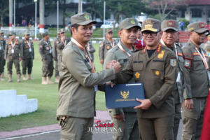 Bupati dan Wabup Jembrana Terima Tanda Alumni Kehormatan Usai Retret, Motivasi Untuk Mengabdi dan Melayani