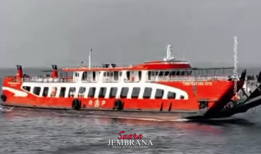 Pelayaran Jalur Ketapang Gilimanuk KMP Tunu Pratama Jaya Tengelam di Selat Bali