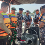 Sinergitas TNI AL dan TNI AD Dalam Patroli Menyusuri Pesisir Perairan Pantai