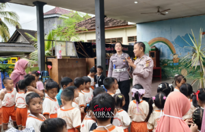 Edukasi Polres Jembrana Bertajuk “Polisi Sahabat Anak” di TK Tunas Harapan