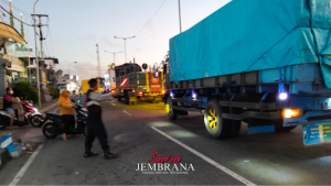 Cuaca Buruk, Penutupan Antrean Kendaraan di Pelabuhan Gilimanuk Hingga 500 Meter