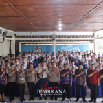 Polwan Goes To School di SMPN 2 Negara : Bijak Bermedsos dan Tertib Berlalu Lintas