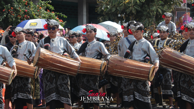 Parade Budaya Jembrana Sukses Pukau Ribuan Warga, Bukti Kecintaan Pada Tradisi