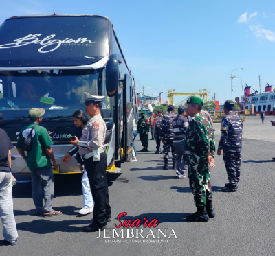 Jaga Kondusif Bali, Petugas Gabungan Memperketat Pintu Masuk Pelabuhan Gilimanuk