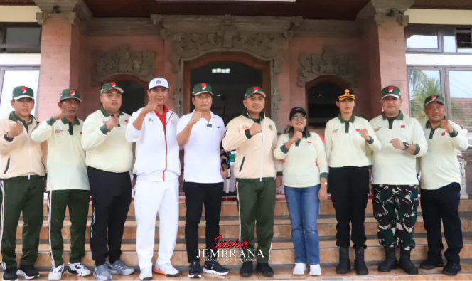 Kembang Terima Obor Api Porprov XVI Bali 2025, Tanda Semangat Sportivitas Membara