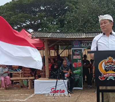 Bupati Kembang Kick Off Liga Tarkam Piala Dandim Jembrana CUP Ke IV di Pengambengan