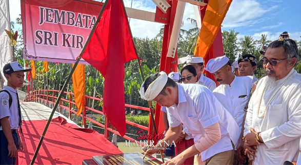 Jembatan Gantung Yehembang Diresmikan, Permudah Akses Siswa Ke Sekolah