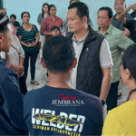 Bupati Kembang Lepas Dua PMI Asal Jembrana ke Luar Negeri Lewat Program Kredit Bersubsidi