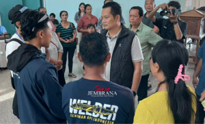 Bupati Kembang Lepas Dua PMI Asal Jembrana ke Luar Negeri Lewat Program Kredit Bersubsidi