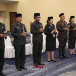 Enam Pejabat Pimpinan Tinggi Pratama Dirotasi, Bupati Kembang : Bangun Konektivitas dan Ciptakan Inovasi