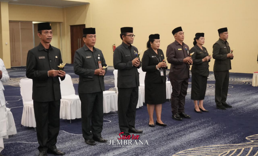 Enam Pejabat Pimpinan Tinggi Pratama Dirotasi, Bupati Kembang : Bangun Konektivitas dan Ciptakan Inovasi