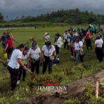 Rayakan HUT KORPRI, ASN Tanam Ribuan Bibit Pohon Hijaukan Daerah Aliran Sungai