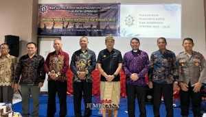 Bupati Hadiri Pelantikan Pengurus Musyawarah Pelayanan Umat Kristen Jembrana