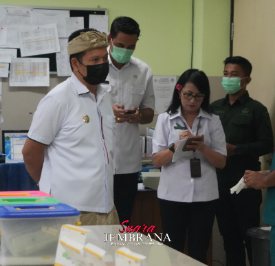 Pastikan Pelayanan Optimal, Bupati Kembang Turun Langsung Sidak RSU Negara