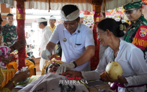Pemkab Jembrana Gelar Upacara Manusa Yadnya Massal Gratis Bagi 286 Peserta
