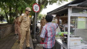 PKL Nyatakan Siap Di Relokasi Demi Upaya Penataan Kawasan Kota