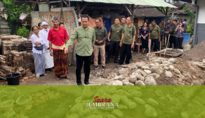 Bupati Kembang Hartawan Bedah Rumah Berpedoman Prinsip Kosala Kosali
