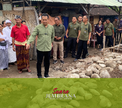 Bupati Kembang Hartawan Bedah Rumah Berpedoman Prinsip Kosala Kosali