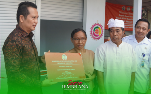 Resmikan Bedah Warung, Bupati Kembang Beri Apresiasi BUMDesma