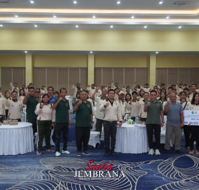 Atlet dan Pelatih Juara Porprov Bali 2025 Terima Bonus dari Pemkab Jembrana