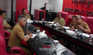 Kembang Hartawan Pastikan Dukungan Penuh Pembangunan RSU Adhyaksa di Pekutatan