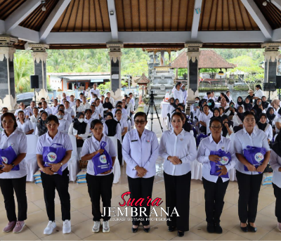 Provinsi dan Kabupaten Bersinergi, Kader Posyandu Pekutatan Diperkuat Lewat Aksi “Membina dan Berbagi”