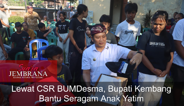 Lewat CSR BUMDesma, Bupati Kembang Bantu Seragam Anak Yatim